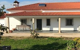 Moradia Gemea Em Herdade Santa Marta
